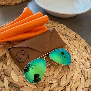 RayBan Aviator Green Polarized, matte gold